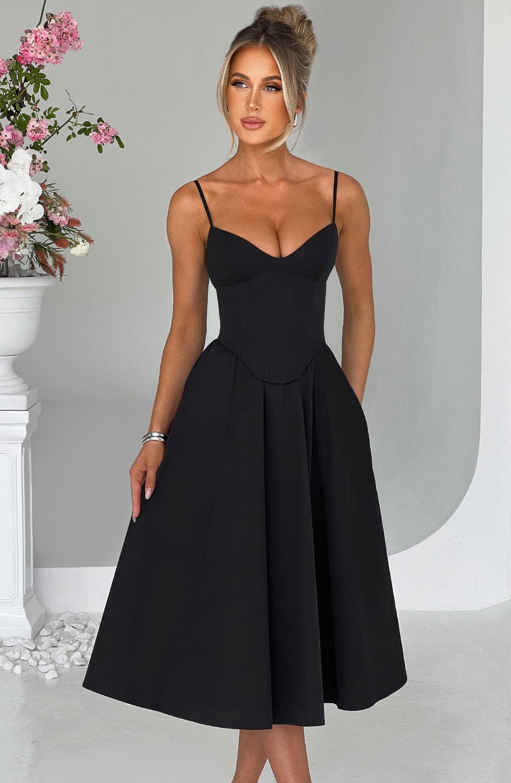 Mariella Midi Dress Black