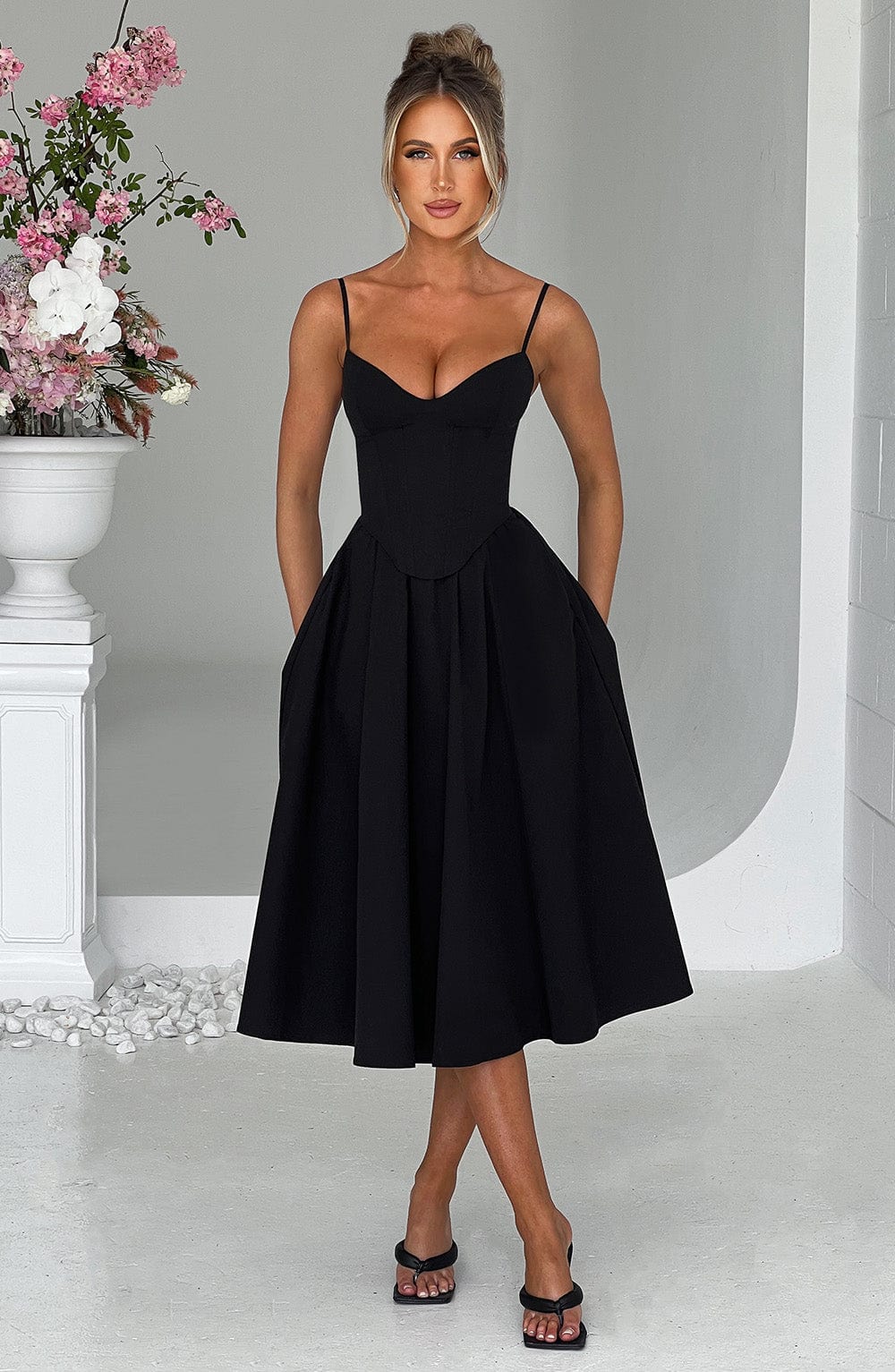 Mariella Midi Dress Black