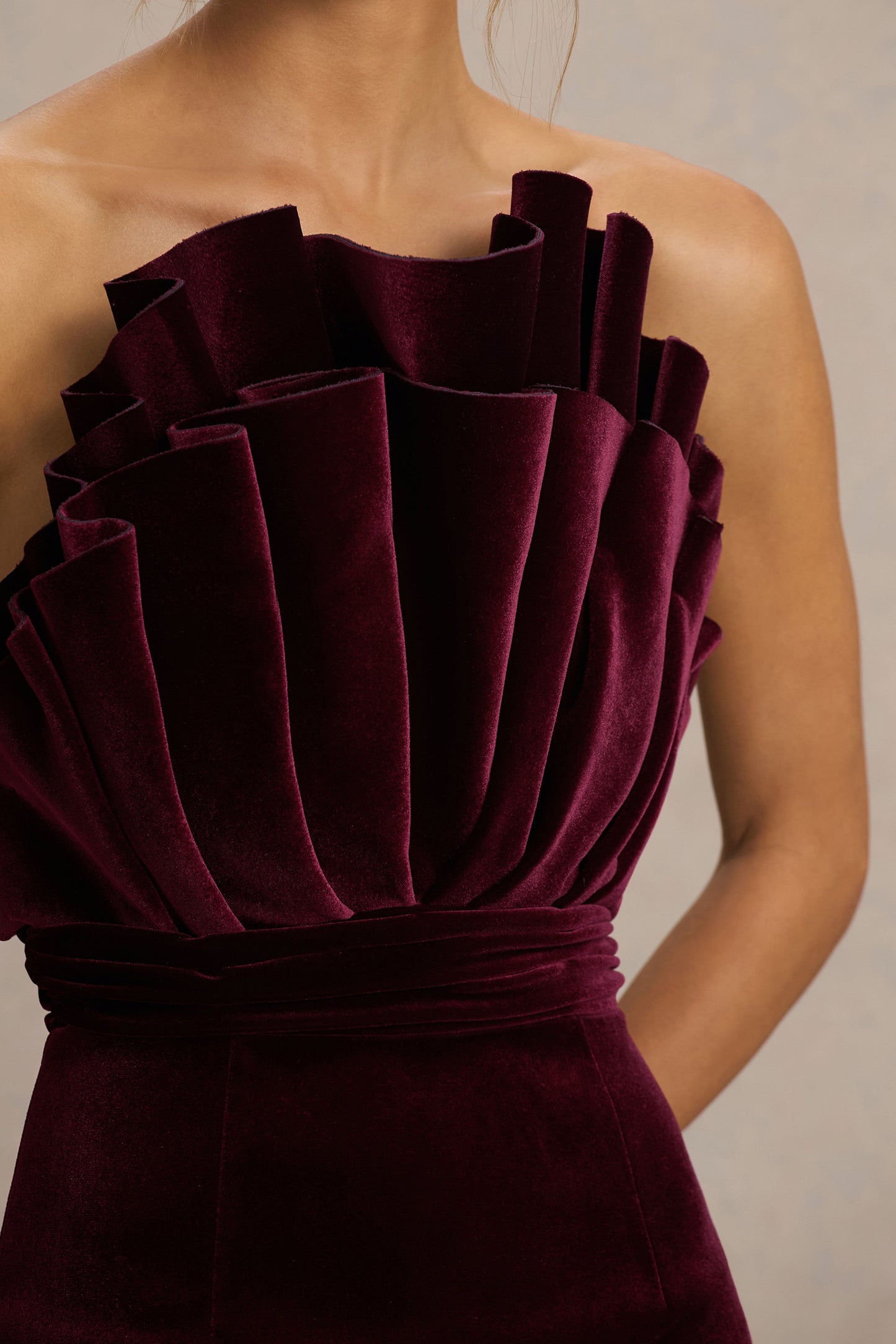 Polly | Burgundy Velvet Ruffled Strapless Mini Dress