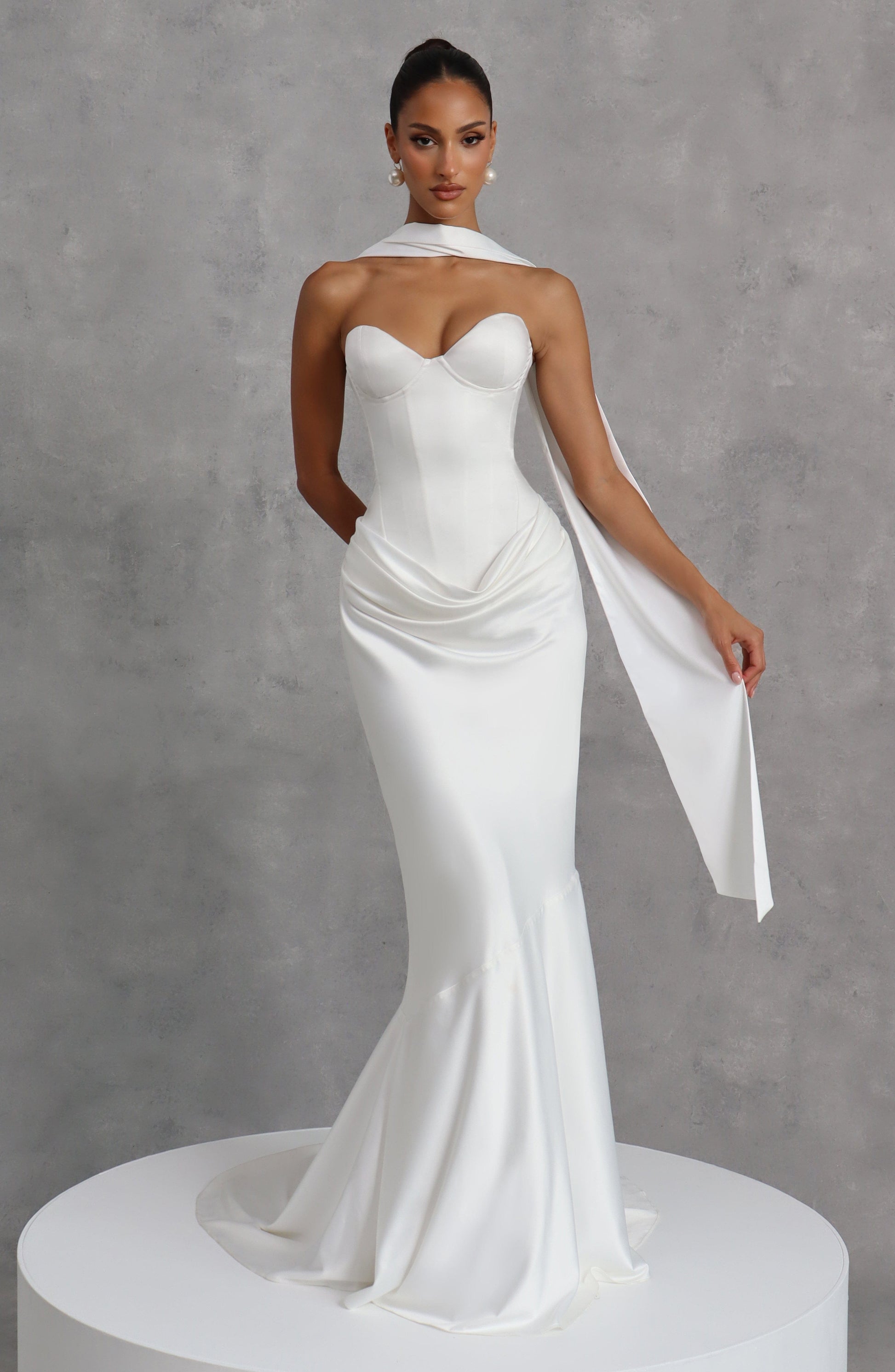 Vaila Gown Ivory