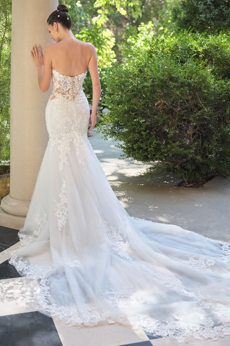 WL065 Hera Lace Mermaid Gown With Removable Sleeves Andrea & Leo